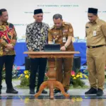 Gubernur Jateng mengawali tanda tangan pakta integritas serentak di Jateng