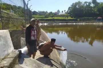 benihh Menjelajahi Embung Bunter, Destinasi Rekreasi Air Unik di Karangpucung Cilacap