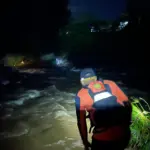 Motor Tabrak Pembatas Jembatan, Dua Remaja Asal Cilacap Terjun ke Sungai Pelus Banyumas