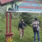 Gerbang jalur pendakian Gunung Slamet via Baturraden Lestari yang kini resmi ditutup mulai Senin (6/4/2026).
