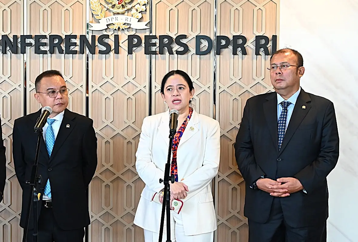 ketua dpr ri dr h c puan maharani saat memberikan keterangan pers pasca rapat paripurna di nusan20260421182836 Ketua DPR Pastikan Komunikasi Politik Pembahasan RUU Pemilu Terus Berjalan