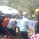 Isak Tangis Iringi Pemakaman Korban Tabrakan KA di Bekasi Timur Asal Cilacap