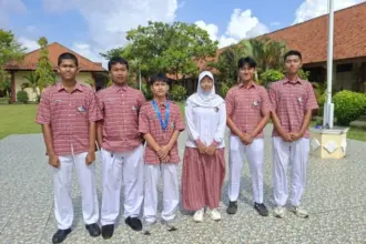 Tim peneliti muda dari SMA Negeri 2 Cilacap sukses menorehkan prestasi membanggakan di kancah nasional. (dok SMA Negeri 2 Cilacap)