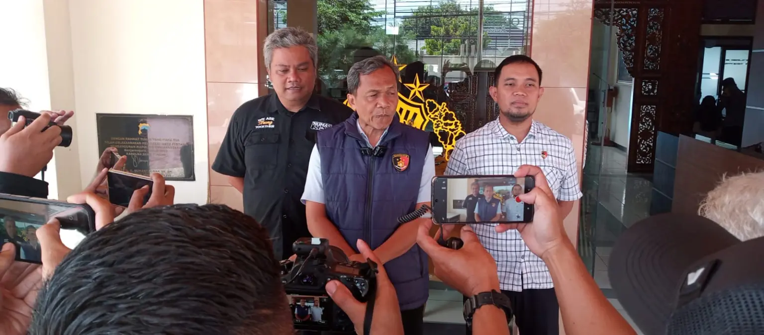 Kasat Reskrim Polres Banjarnegara, AKP Sugeng Tugino saat memberikan keterangan kepada wartawan, Jumat (24/4/2026). (Foto: Heri C)