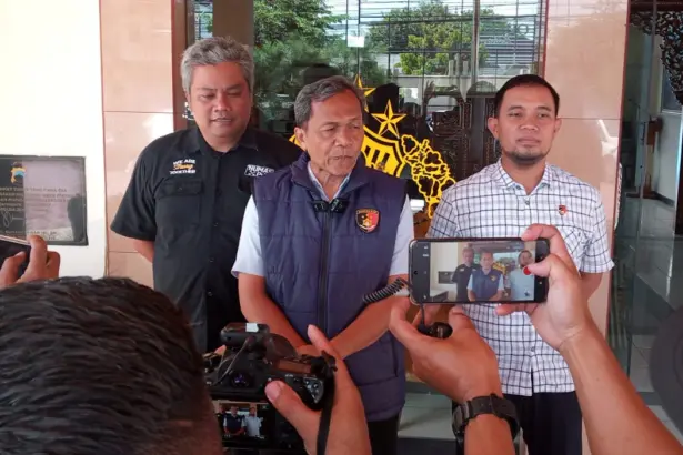 Kasat Reskrim Polres Banjarnegara, AKP Sugeng Tugino saat memberikan keterangan kepada wartawan, Jumat (24/4/2026). (Foto: Heri C)