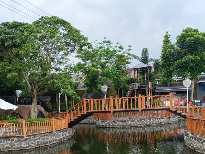 village2 The Village Purwokerto: Wisata Edukasi Keluarga Bergaya Eropa di Banyumas