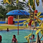 Waterboom dan Playground sitylinie