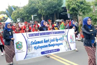 kirab hari jadi banjarnegara