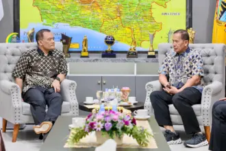 Penasihan khusus presiden saat bertemu gubernur bahas gedung KDMP di Jateng