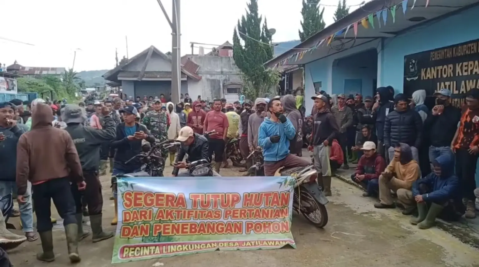 Alih Fungsi Hutan Rogojembangan Banjarnegara Masih Berlangsung, Warga Tagih Komitmen Perhutani dan Pemerintah