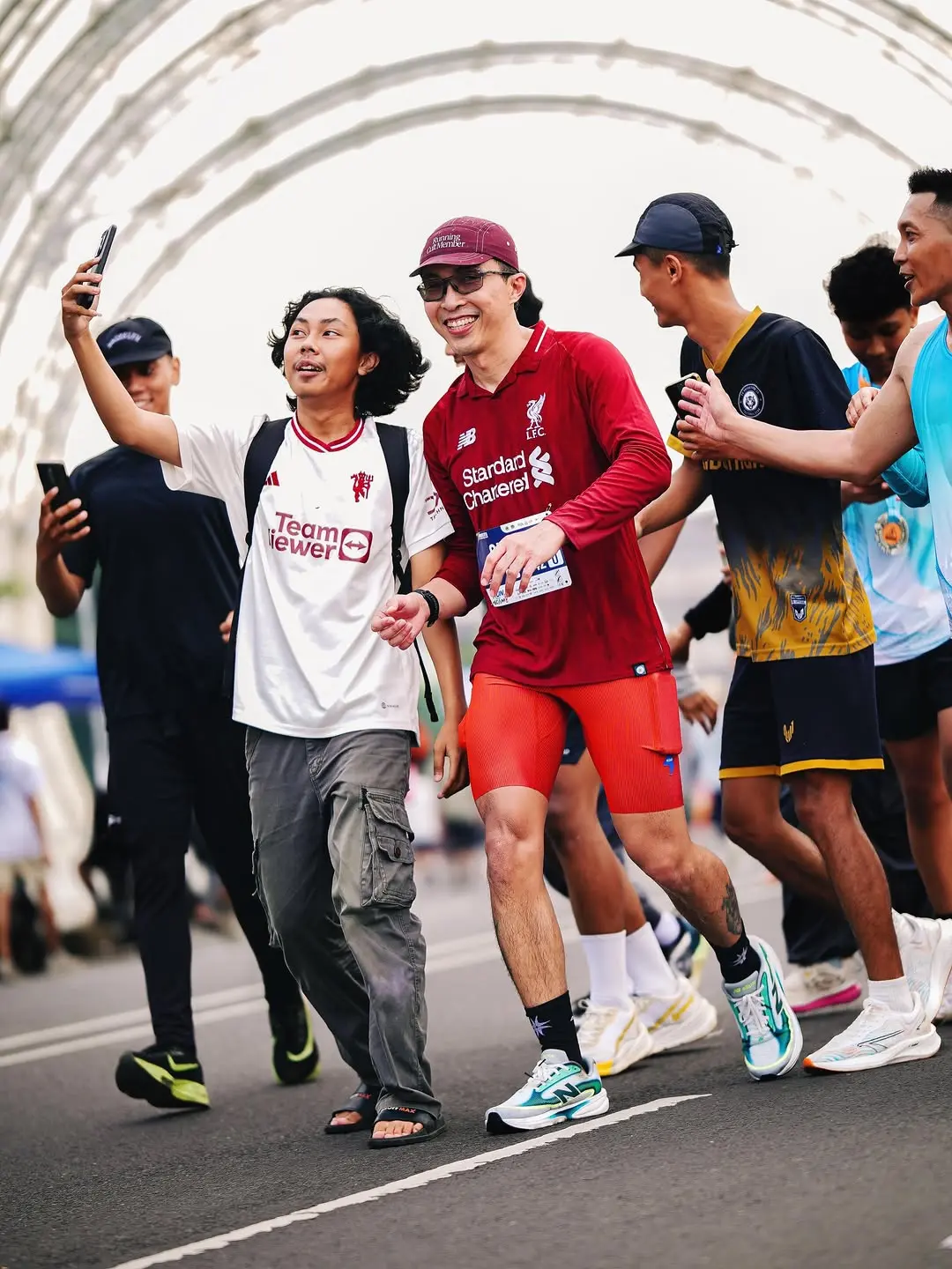 foto Dokter Tirta Ramaikan Purwokerto Half Marathon 2026, Dibanjiri Permintaan Foto