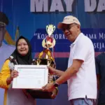 Sejumlah buruh di Kabupaten Banyumas saat mengikuti peringatan May Day 2026, di Halaman Pendopo Si Panji Purwokerto, Jumat (01/05/2026).