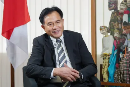 Menko Yusril Ihza Mahendra: Pemerintah Tak Melarang Pemutaran Film Dokumenter 'Pesta Babi' 