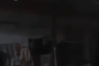 Pesan berantai terkait teror pocong di Cilacap yang meresahkan warga. (Dok).