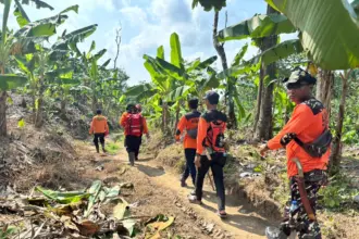 Tim SAR gabungan lakukan pencarian pemuda hilang misterius di Hutan Bantarsari Cilacap. (Basarnas Cilacap).