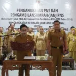 Plt Bupati Cilacap Lantik 137 PNS Baru, Ingatkan ASN Melayani dengan Hati