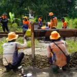 132 Kereta Melintas Setiap Hari, KAI Tutup Perlintasan Ilegal di Cilacap