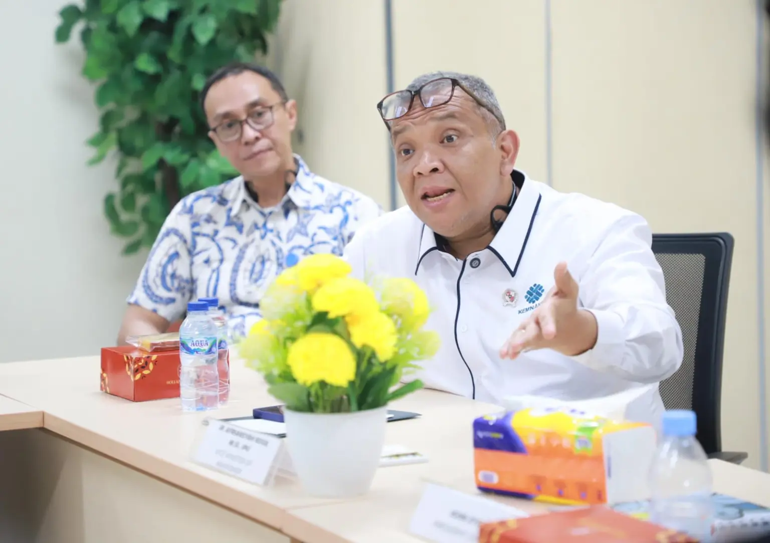 Redam Gejolak Manufaktur, Wamenaker Fasilitasi Dialog Industrial di Multistrada