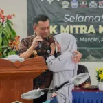 Tangis haru dipeluk gubernur Ahmad Luthfi