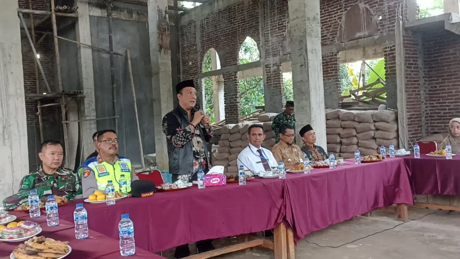 AMBB alihkan dana deklarasi untuk bangun masjid.