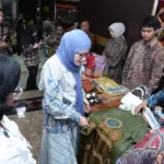 Produk siap dipamerkan oleh Dekranasda di Makassar