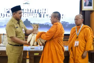 tudong 2026, bikkhu jalan kaki ke borobudur