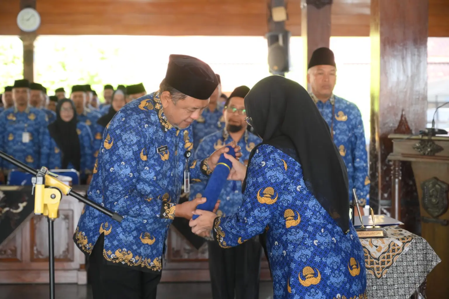 Rotasi pejabat, bupati serahkan SK pada pejabat yang baru dilantik