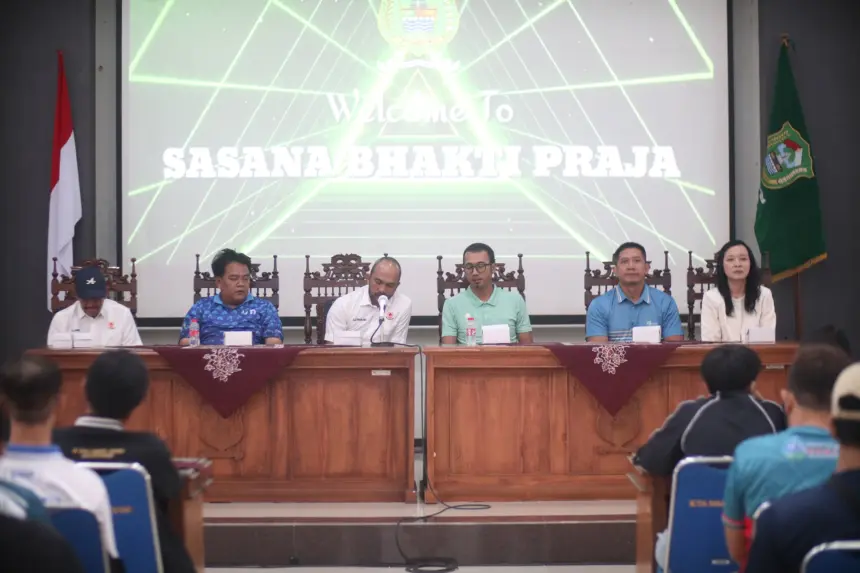 KONI Banjarnegara bersama Unnes saat menggelar pelatihan pelatih dan gizi atlet