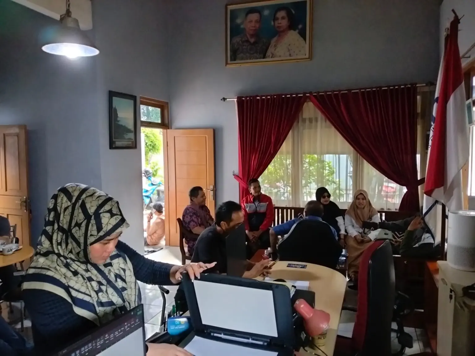 Kasus Investasi Bodong di Purwokerto: Mandiri Taspen Pecat Pelaku, Peradi SAI Gandeng DPR RI 