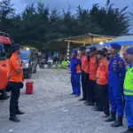 Tim SAR gabungan cari 2 remaja tenggelam di Pantai Menganti Cilacap. (Basarnas Cilacap).