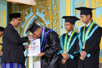 Hadiri Pelepasan siswa, Gus Yasin tegaskan SPMB Jateng berjalan transparan