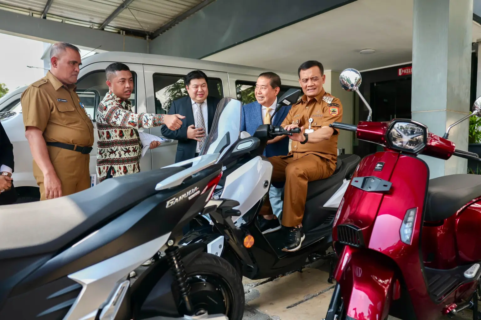 Investor kendaraan listrik masuk jateng, tanamkan modal hingga Rp 15 triliun